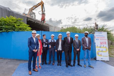 En piste pour le tram !