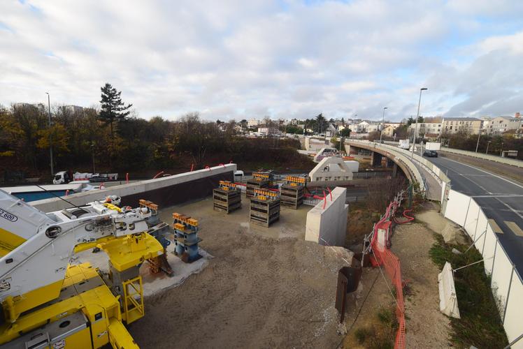 Décembre 2025 - Le pont au-dessus de l'A86 à Fontenay-sous-Bois ©Département de la Seine-Saint-Denis