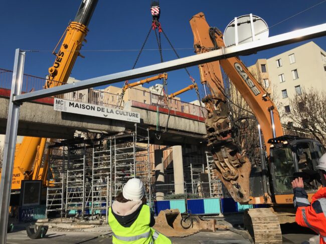 Démolition de la passerelle reliant l’ancien centre commercial Bobigny 2 – Février 2021