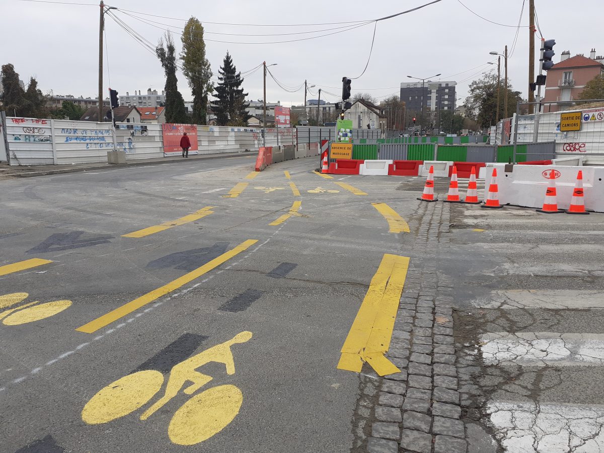 Elargissement de l'emprise et déviation de la piste cyclable boulevard Aristide Briand à Montreuil