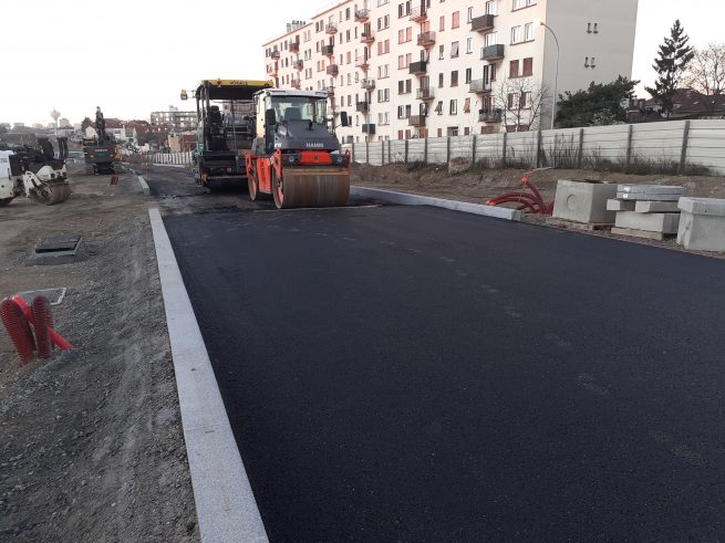 Travaux d'enrobé de l'avenue paysagère