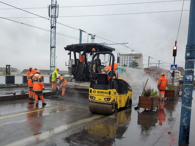 Travaux sur la station provisoire sur le pont Galliéni à Noisy-le-Sec