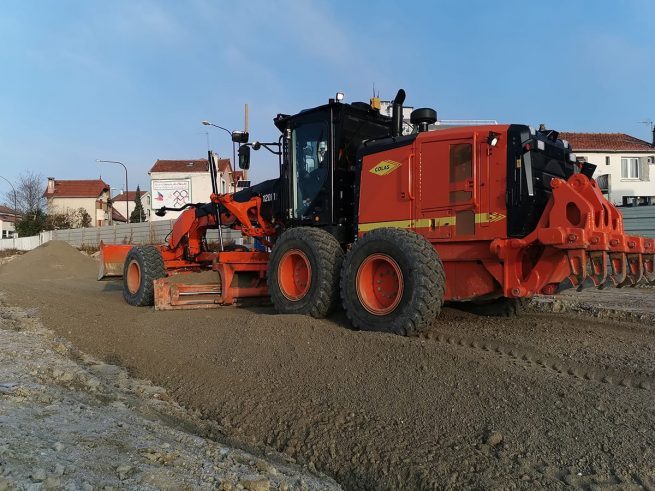 Travaux de terrassement de plateforme boulevard Aristide Briand à Montreuil