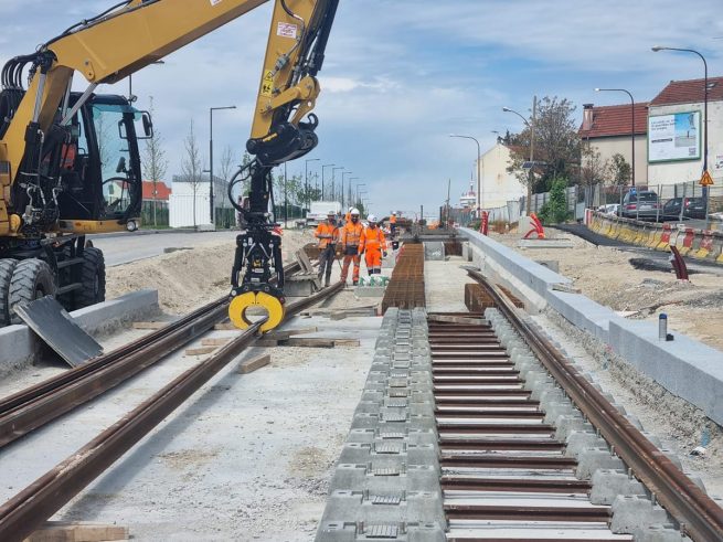 Travaux de construction de la plateforme à Montreuil