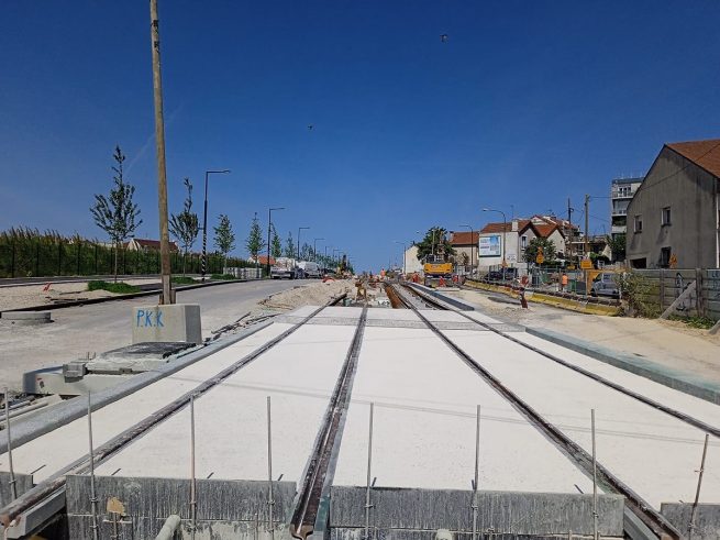 Pose des rails à Montreuil