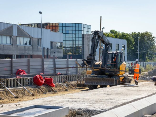 Travaux de construction de plateforme sur l’avenue paysagère